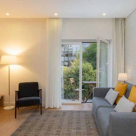 GuestReady - Modern 2-Bedroom Apartment in Cedofeita Porto Exterior foto