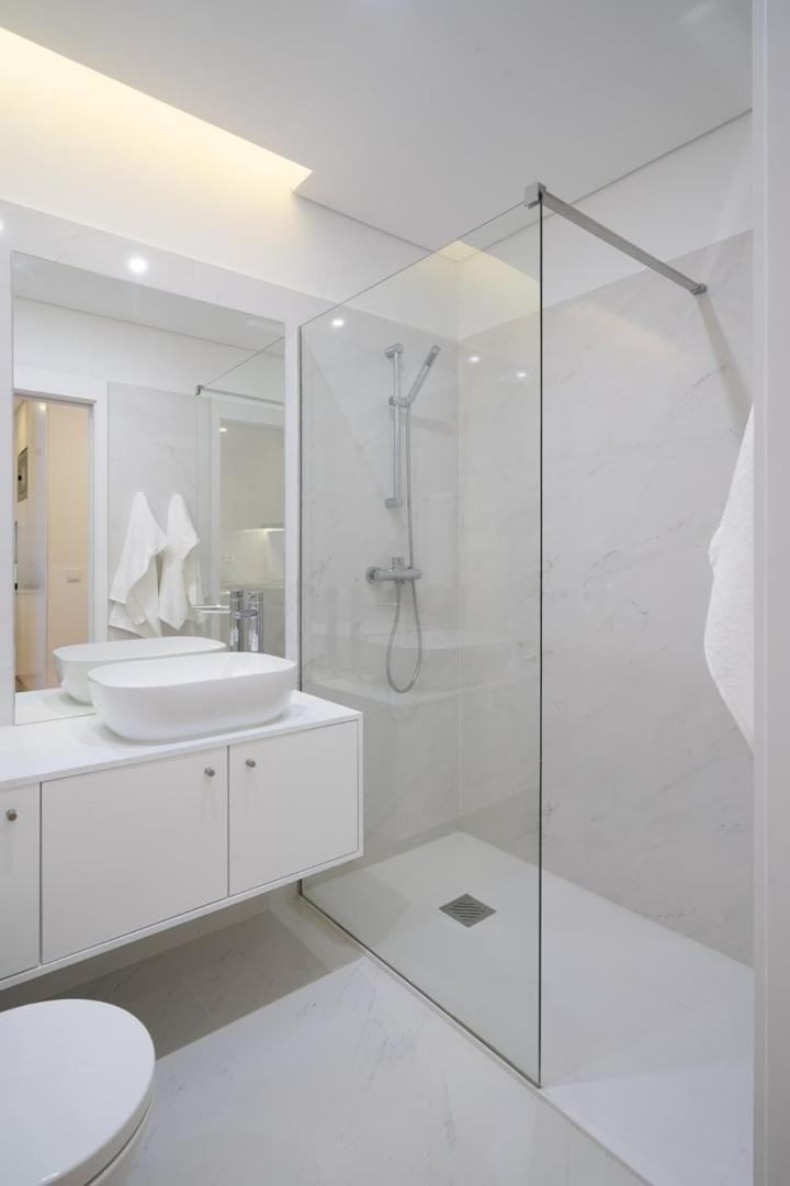 GuestReady - Modern 2-Bedroom Apartment in Cedofeita Porto Exterior foto
