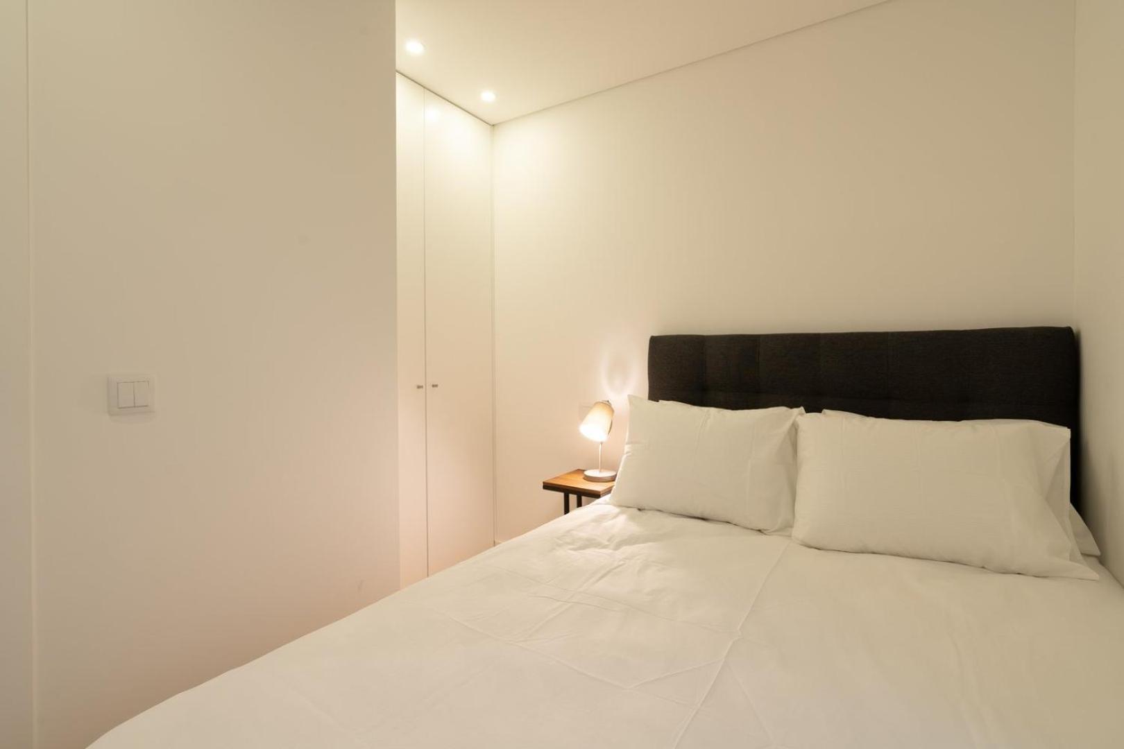 GuestReady - Modern 2-Bedroom Apartment in Cedofeita Porto Exterior foto