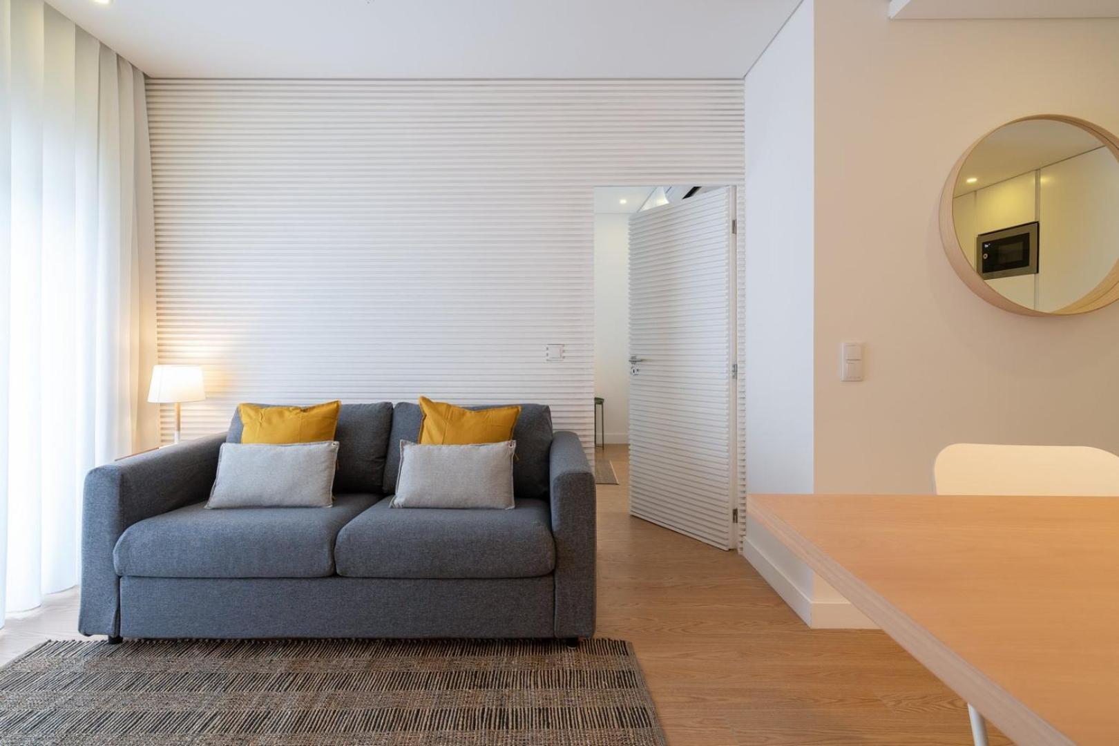 GuestReady - Modern 2-Bedroom Apartment in Cedofeita Porto Exterior foto
